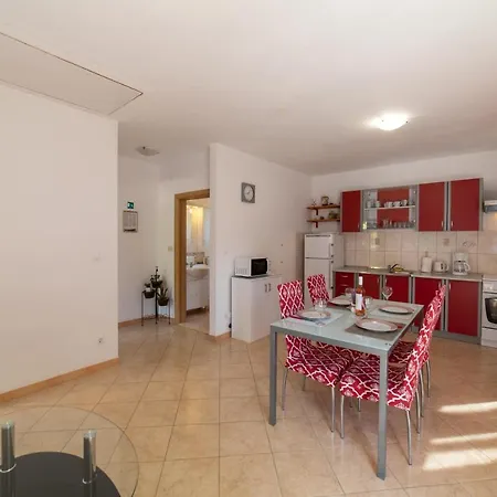 House Anka בית נופש מילנה