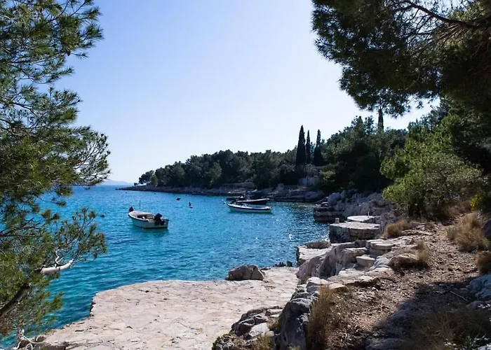 House Anka Milna (Brac)