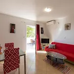 House Anka